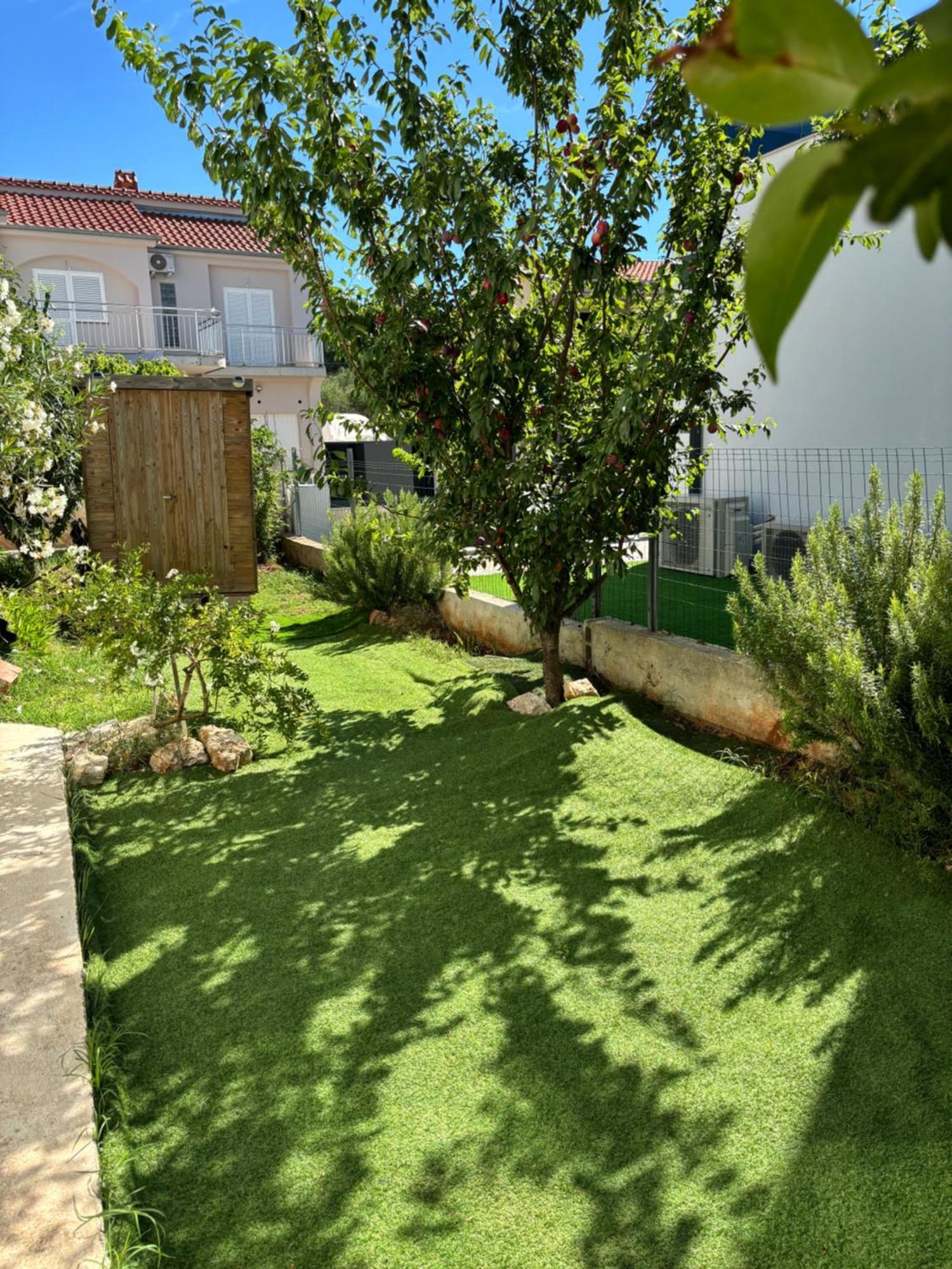 Apartments N&M Sukošan 外观 照片