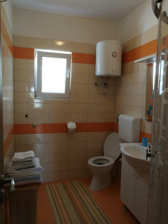 Apartments N&M Sukošan 外观 照片